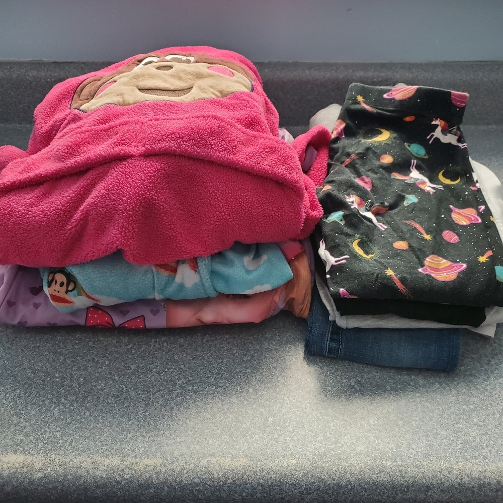Girls 7/8 bundle (3)